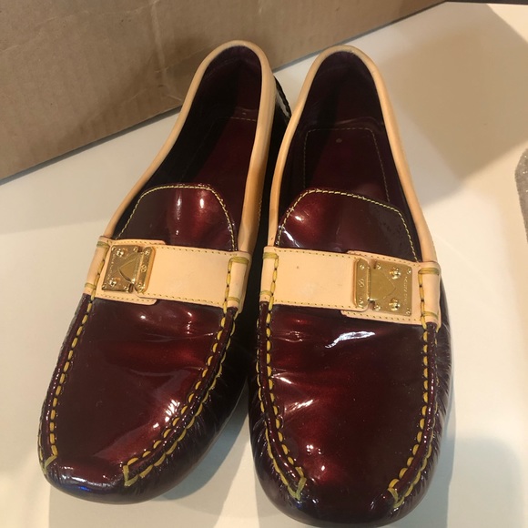 100% Authentic Louis Vuitton Vernis Loafers 2005 (Used) - Picture 1 of 6